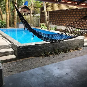 https://marari-dreamz.kerala-hotels.net