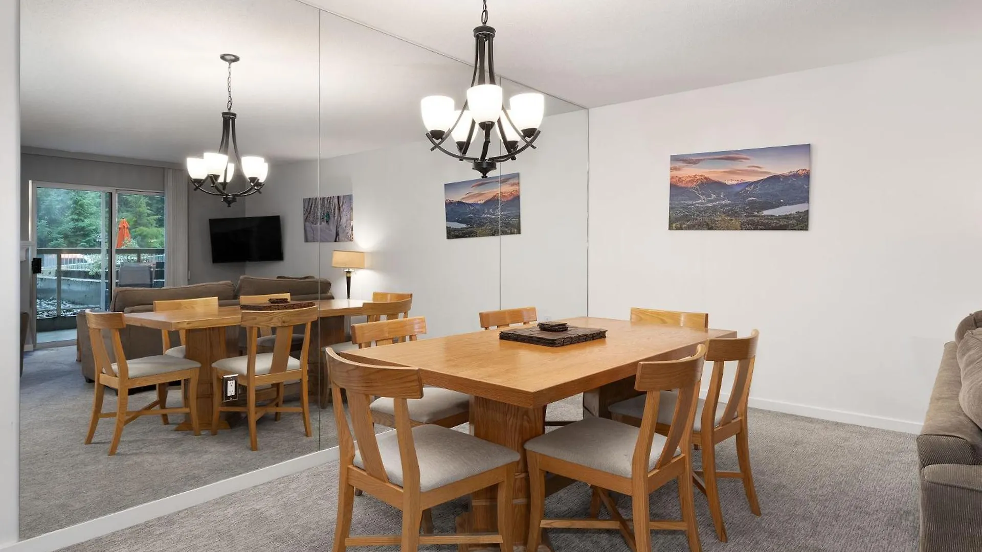 Apartment The Woodrun Lodge By Whiski Jack Whistler
